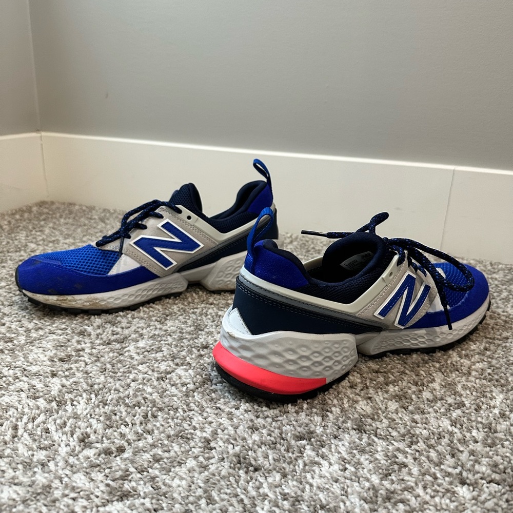 Men’s New Balance // size 8